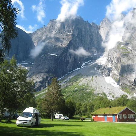 Trollveggen Camping Åndalsnes Exterior foto